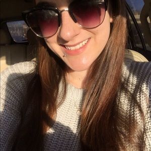 Meet your Posher, Mariel